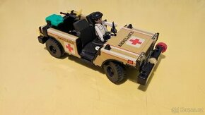 Stará hračka Jeep Ambulance