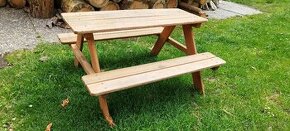 Prodám dřevěnou lavici pro děti