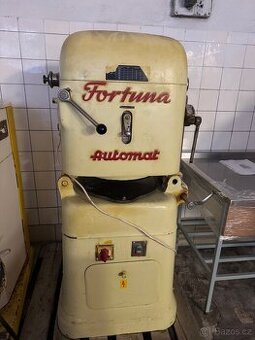 DĚLIČKA TĚSTA  FORTUNA A3 AUTOMAT