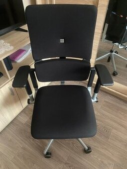 Profesionální kancelářské křeslo Steelcase Please