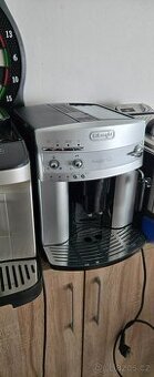 Kávovar delonghi
