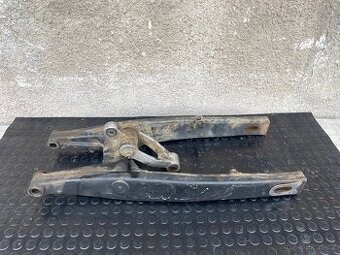 kyvná vidlice husqvarna