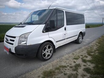 ford transit tourneo