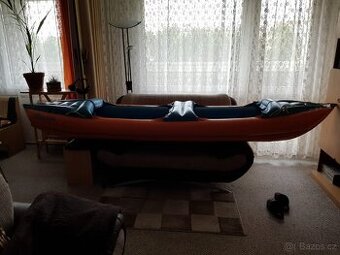 Nafukovací kánoe Barum + 2 pádla