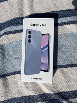 Prodám Galaxy A15(+zdarma sluchátka+obaly)