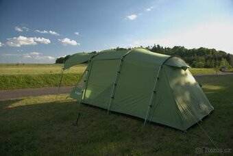Rodinný stan Husky Caravan 12