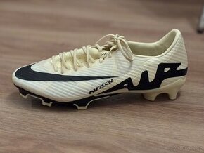 Kopačky Nike Zoom Mercurial Vapor 15 Academy FG/MG