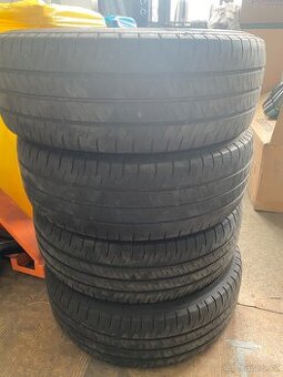 Letní pneu 235/65/R16C Falken