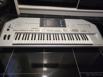 yamaha tyros 2