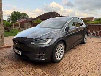 Tesla model X 100D Long Range, tažné, autopilot, DPH