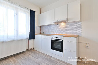 Pronájem bytu 2+1, Tyršova, Šlapanice u Brna, 23000 Kč/měs, 
