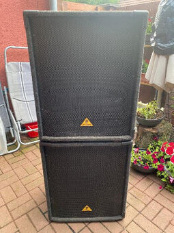 Basové boxy Behringer