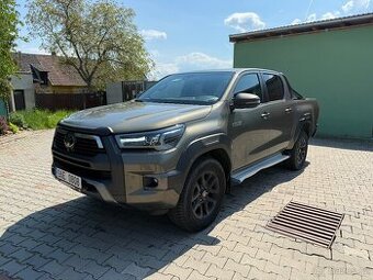 Toyota Hilux 2.8 d-4D 150kW - r.v. 5/2022 - ZÁRUKA