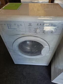 pračka Indesit 1-6kg
