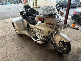 Honda GL1800 Goldwing Trike – rok 2007, pouze 10 000 mil