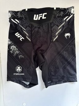 Originální UFC Venum kompresní šortky - černé (L)