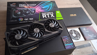 ASUS GeForce ROG STRIX RTX 3070 GAMING O8G - PERFEKTNÍ STAV