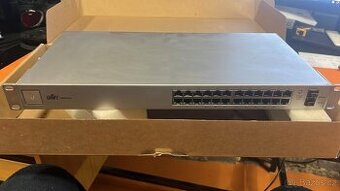 Ubiquiti UniFi Switch 24