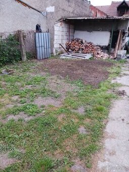 Stare cihly z bouračky