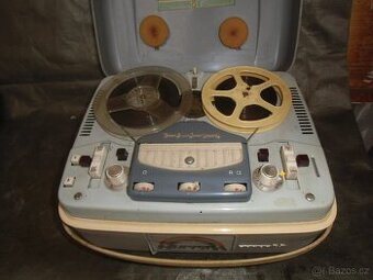 Funkční magnetofon Sonet B3 - 1