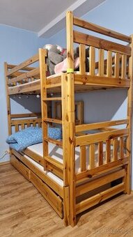 Dětská patrová postel