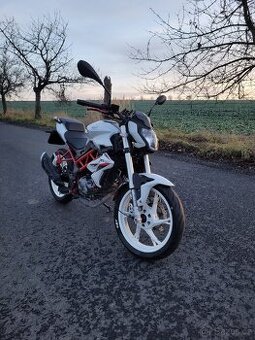 Benelli BN 125