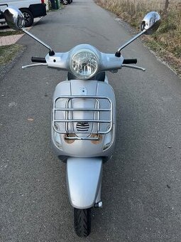 Vespa 125 LX