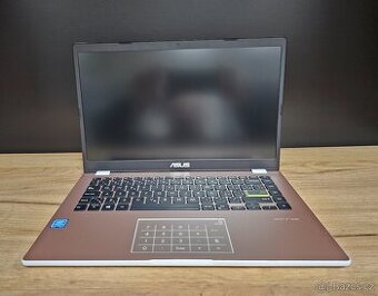 Notebook Asus EKO15T