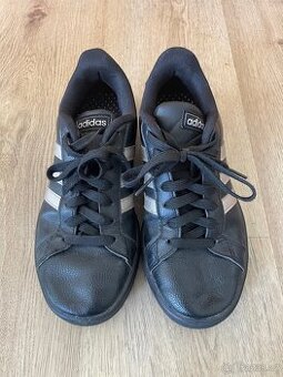 Polobotky Adidas vel 37 1/3