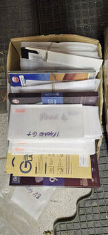 Skla na mobily - ruzne starsi tipy - komplet krabice