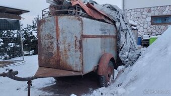 Hasičský přívěs R. A. Smekal 1947 na PS 8