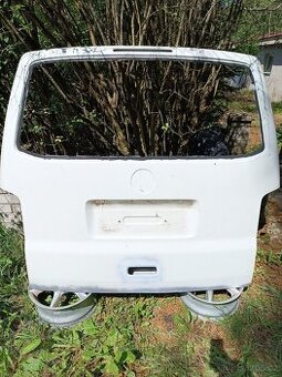 VW T5 Multivan, transportér  - páté dveře , víko kufru