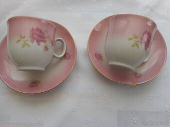 Hrnečky s podsálkem