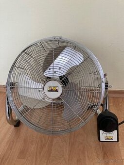 stojanový ventilátor
