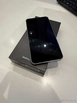 Prodám Samsung Galaxy S25 128 GB