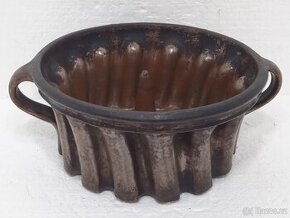 2,5L Stará retro kameninová forma na bábovku OK Stav