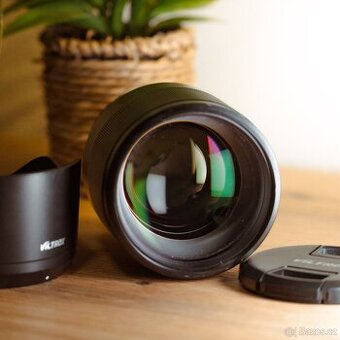 Viltrox 85mm f/1.8