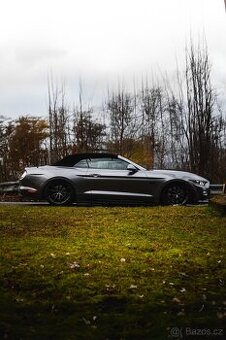 Ford Mustang Cabrio 5.0 V8 – 310 kW – Automat – vzduchový po
