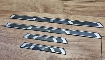 Rline listy na prahy POLO GOLF PASSAT TOURAN SHARAN