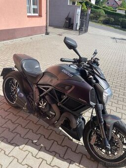 Ducati diavel carbon 2016