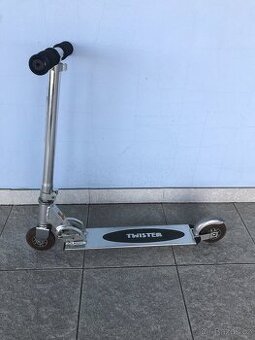 Dětská skládací koloběžka Twister