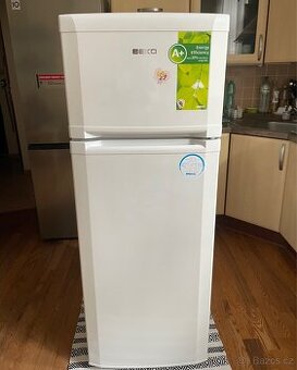 Lednice s mrazákem Beko