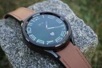 Samsung galaxy Watch6 Classic