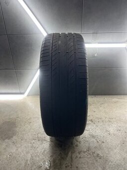 Letní pneu 235/45/18