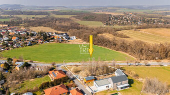 Prodej pozemku 1419 m2 určeného k výstavbě RD v obci Svinaře