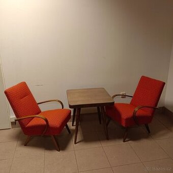 Křesílka Šmídek plus konferenční stolek