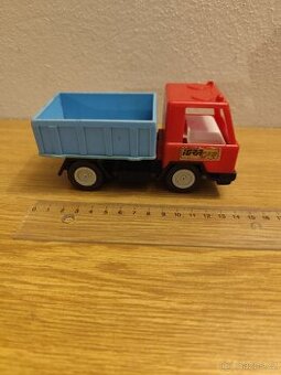 Staré autíčko