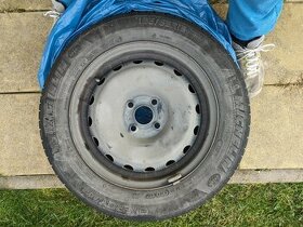 R15 disky včetně pneu (4ks - 4x625,-)