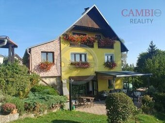 Rodinný dům, lodžie, terasa, pergola, garáž, pozemek, 1.921