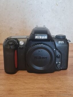 Nikon F65
